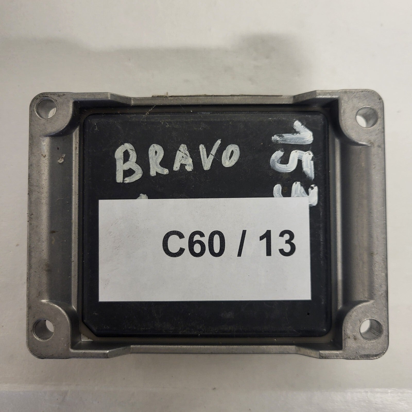 Fiat Bravo Brava 1.2 ECU / 0261206983 / 00468019900 / 046801990 / BOSCH