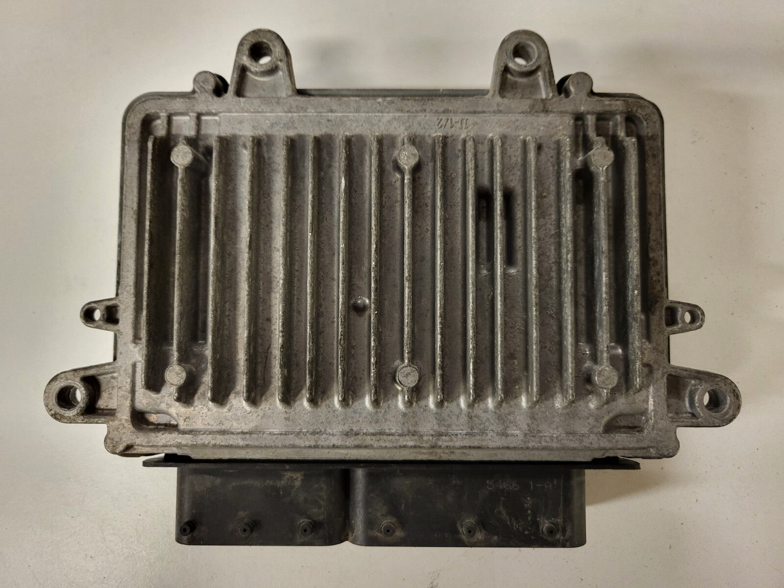MERCEDES BENZ A B / 0281013965 / A6401501691 / BOSCH CRA.32 OM640
