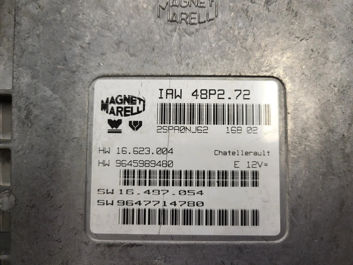 PEUGEOT CITROEN ECU / IAW 48P2.72 / SW 9647714780 / HW 9645989480 / MAGNETI MARE