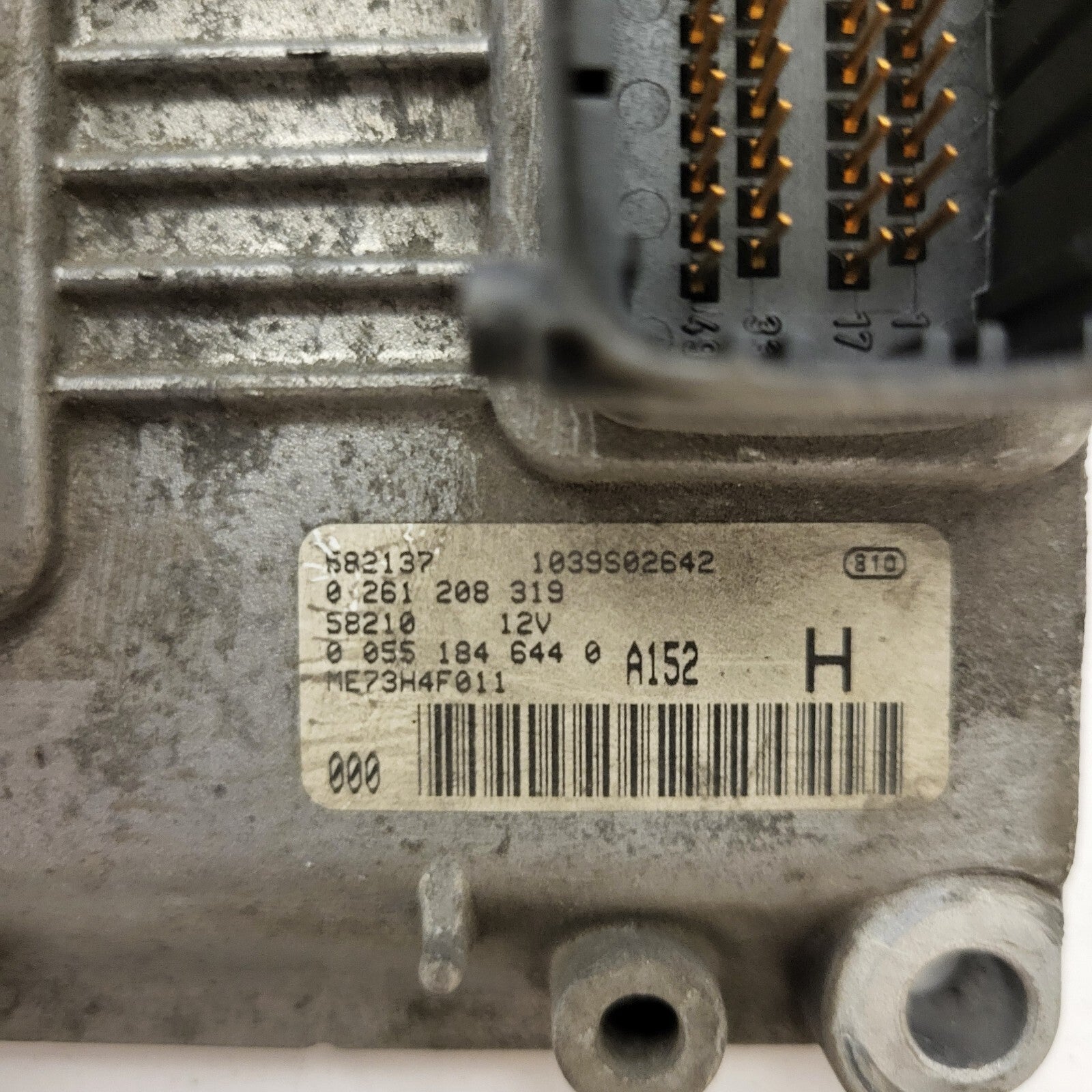 FIAT PUNTO ECU / 0261208319 / 00551846440 / BOSCH