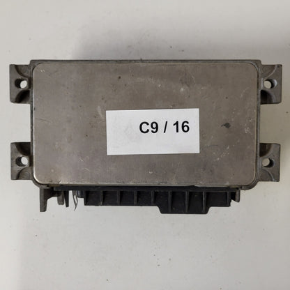 FIAT PUNTO LANCIA Y 1.1 ECU / IAW 16F.EB / 46480662 / 61602.102.00 E / MAGNETI M
