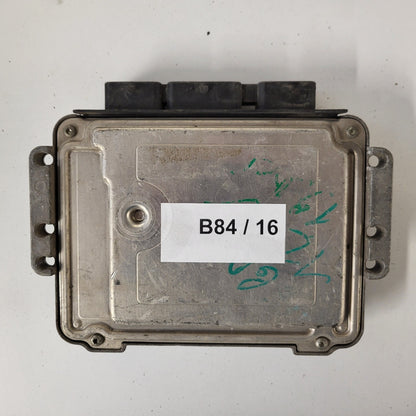 Renault Megane ECU / 0281011275 / 8200305678 / 8200269879 / BOSCH