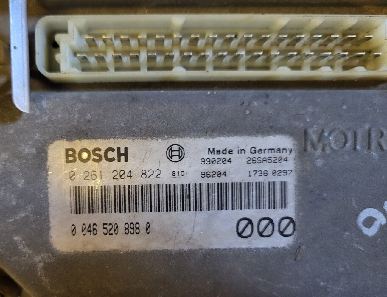 FIAT UNO ECU / 0261204822 / 00465208980 / BOSCH