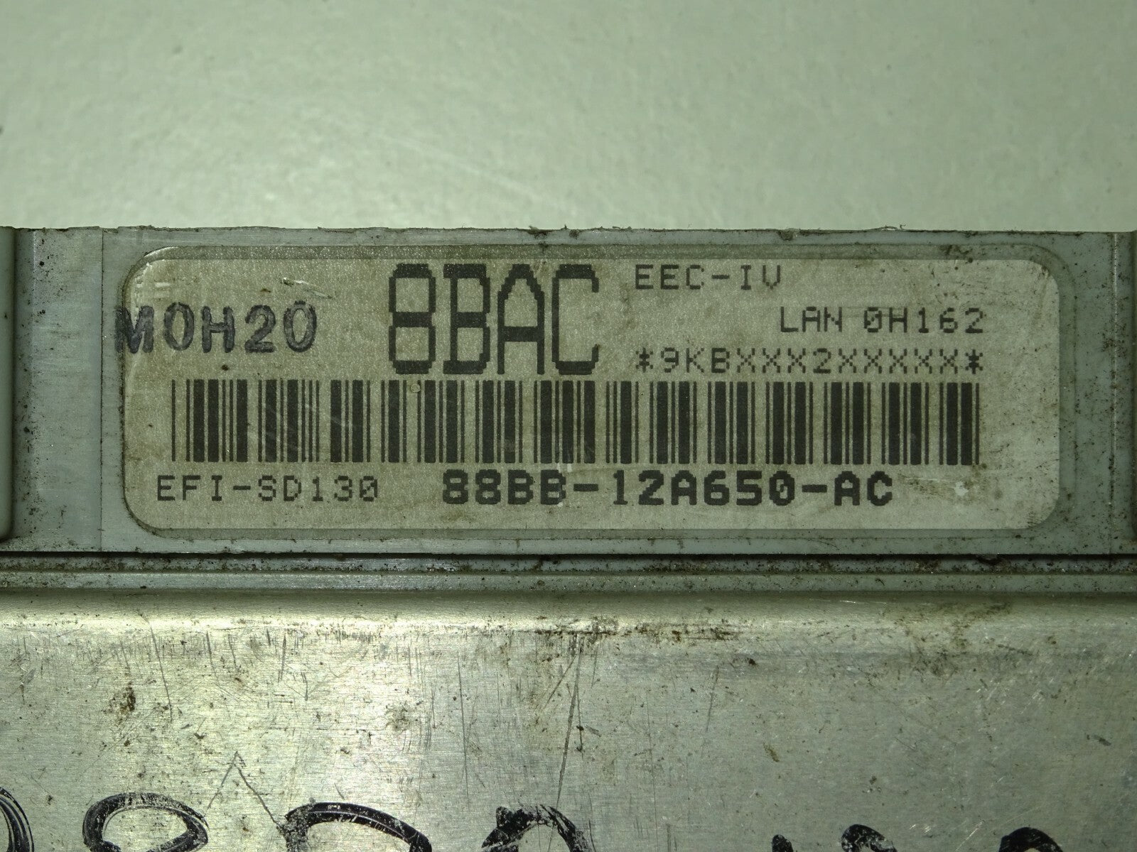 FORD SIERRA ECU / 88BB-12A650-AC  / 8BAC / 