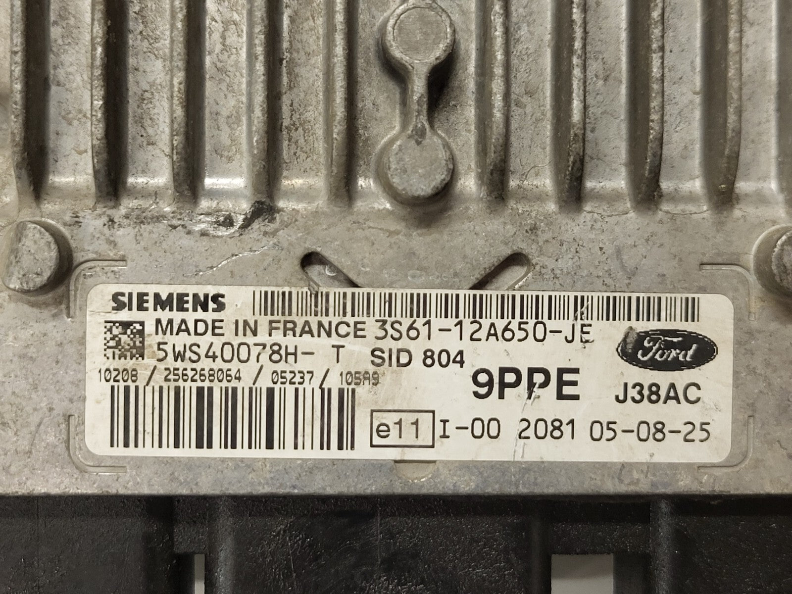FORD ECU / 3S61-12A650-JE / 5WS40078H-T / 9PPE / SIEMENS