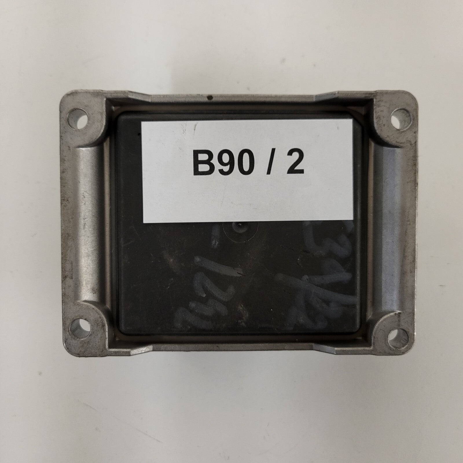 LANCIA YPSILON Y ECU / 0261207088 / 055195528 / 00551955280 / / BOSCH
