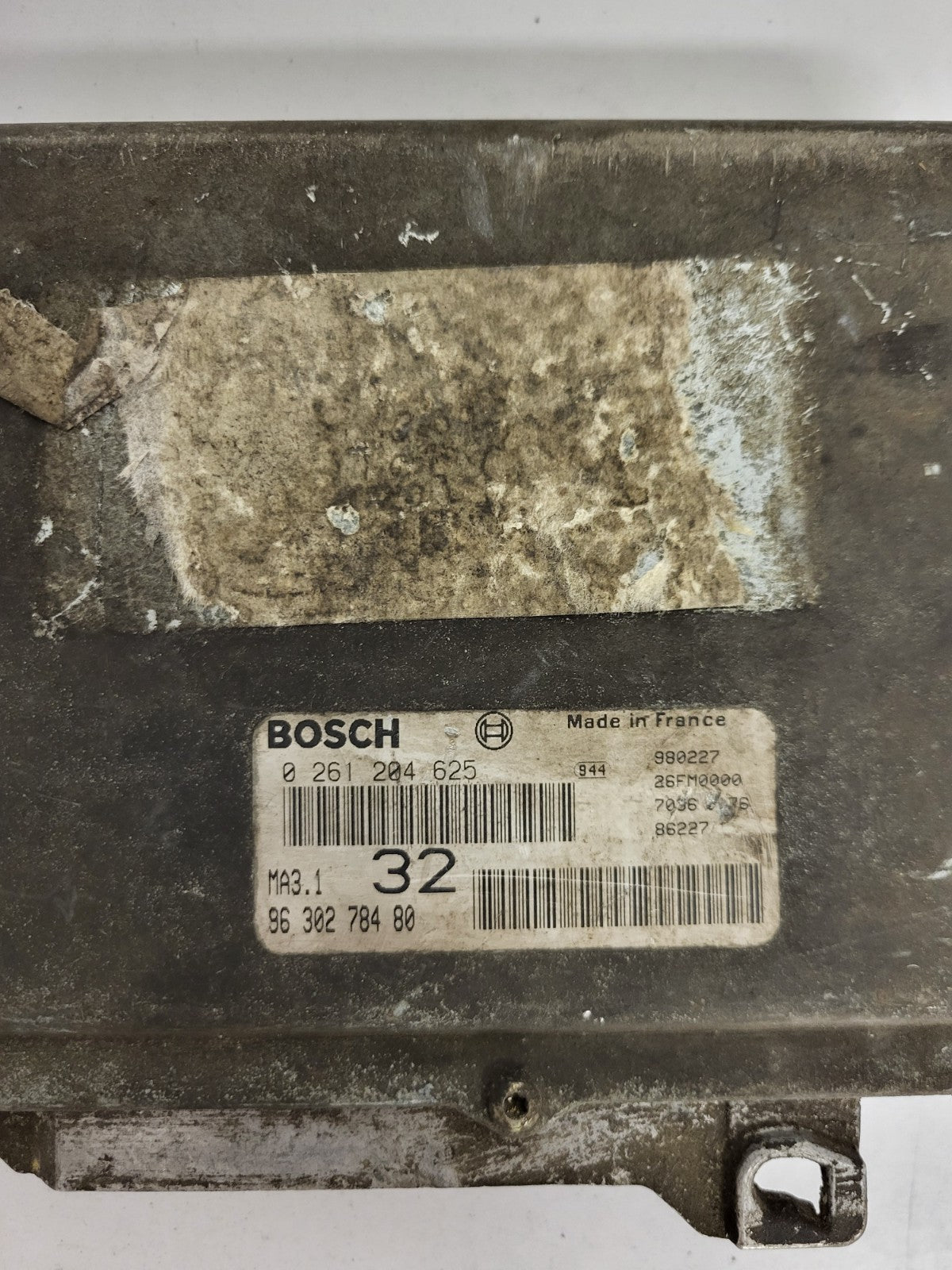 PEUGEOT CITROEN 106 SAXO ECU / 0261204625 / 9630278480 / MA3.1 / BOSCH