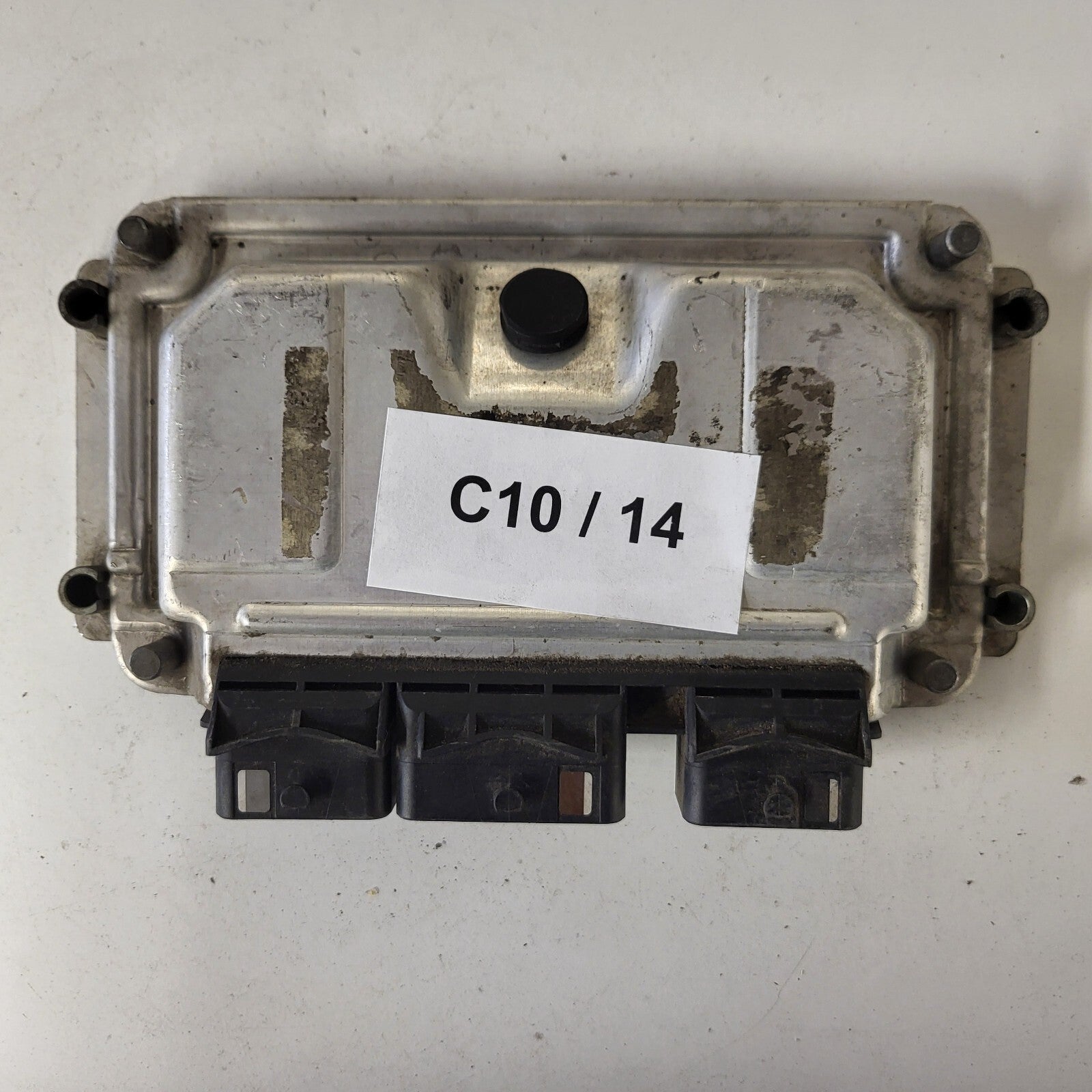 Peugeot 206 ECU / 0261208101 / 9648482980 / ME7.4.4 / BOSCH