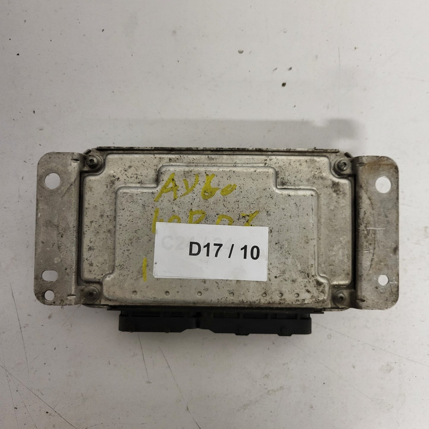TOYOTA AYGO C1 107 ECU / 0261208702 / 89661-0H022 / BOSCH