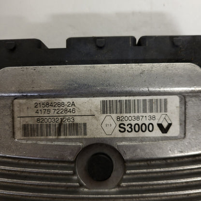 Renault ECU / 21584288-2A / 8200321263 / 8200387138 / S3000 / SAGEM