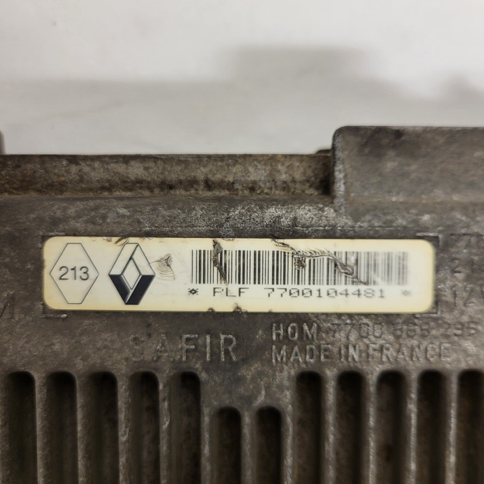 Renault Clio I 1.2 ECU / 7700104481 / 7700102990 / 7700868295 / 21623427-4 / SAG