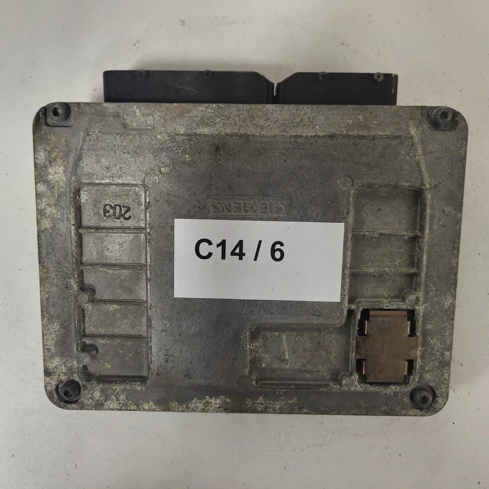 SKODA FABIA ECU / 047906033H / 5WP40179 12 / SJ4G / SIEMENS