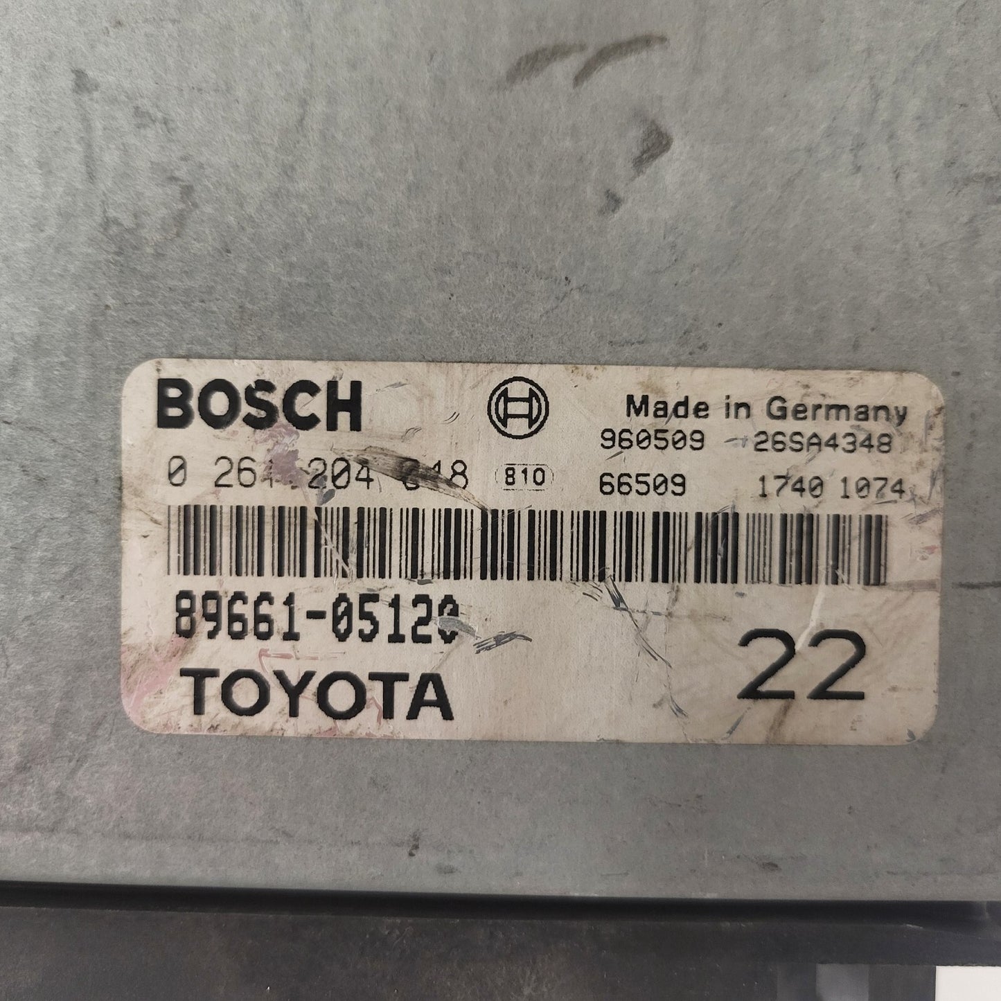 TOYOTA CARINA ECU / 0261204048 / 89661-05120 / 8966105120 / BOSCH-