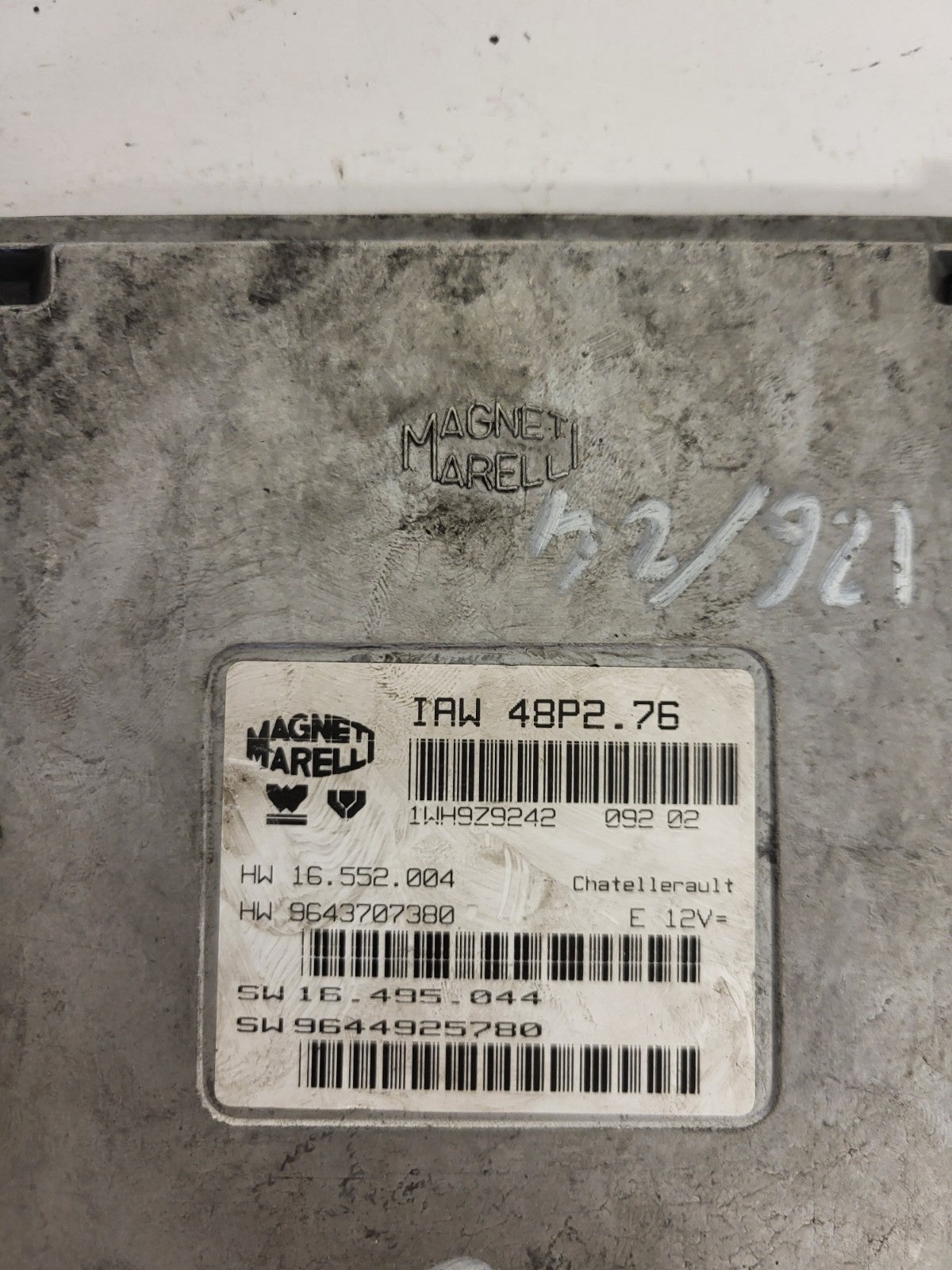 PEUGEOT 206 ECU / IAW 48P2.76 / 9643707380 / 9644925780 / MAGNETI MARELLI