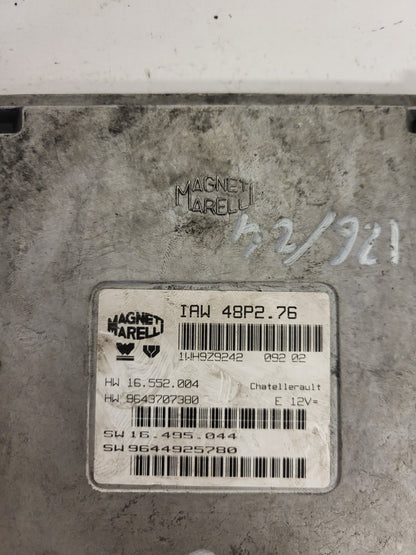 PEUGEOT 206 ECU / IAW 48P2.76 / 9643707380 / 9644925780 / MAGNETI MARELLI