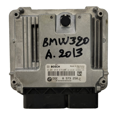 BMW F20 F30 ECU / 0281019679 / DDE8573258 / 8573258 / BOSCH