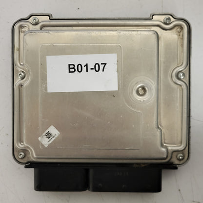 BMW F20 F30 ECU / 0281019679 / DDE8573258 / 8573258 / BOSCH
