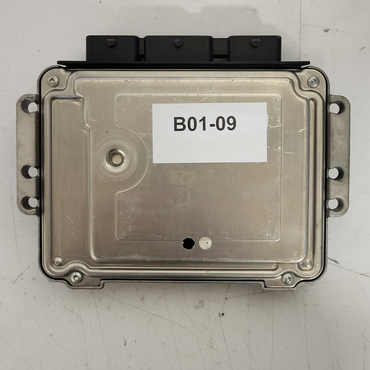 Peugeot Citroen ECU / 0281011634 / 9660324180 / 9653958980 / EDC16C34 / BOSCH