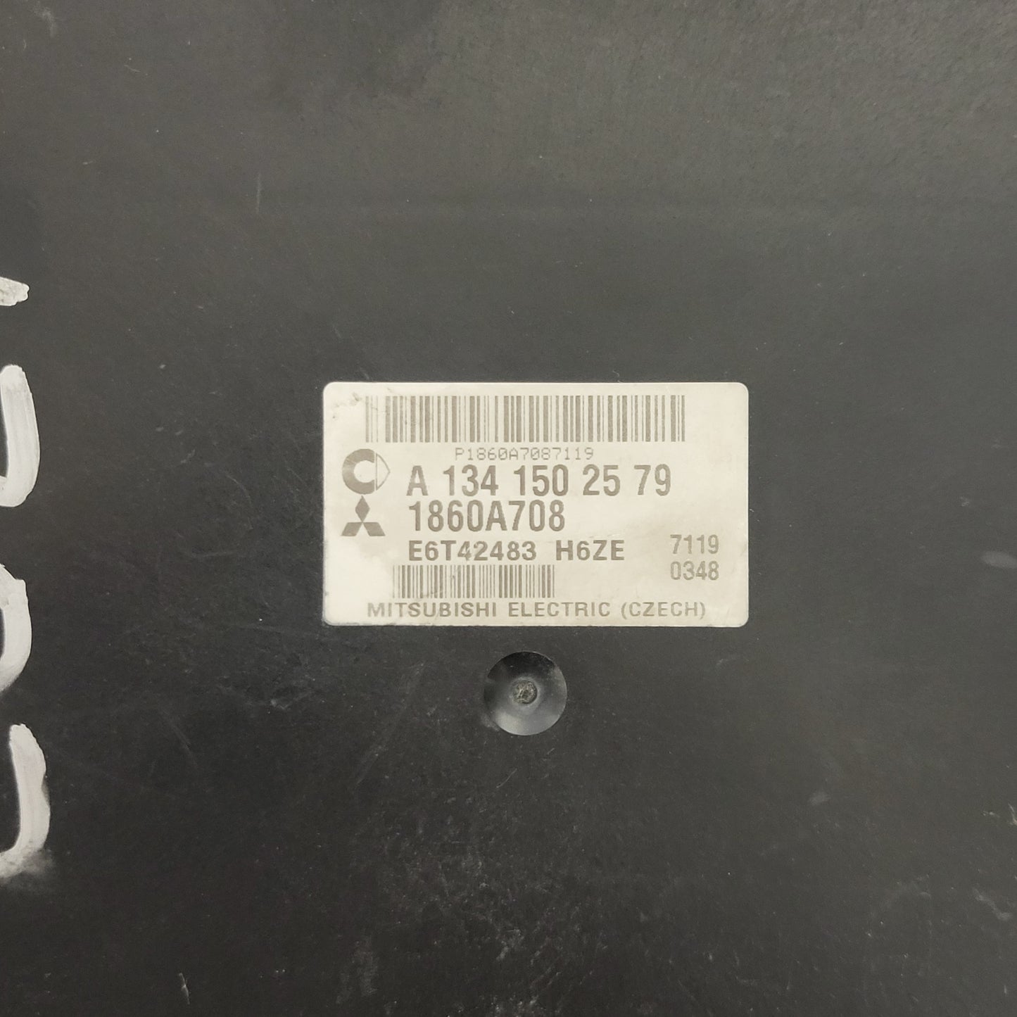 MITSUBISHI COLT ECU / A1341502579 / 1860A708 / E6T42483