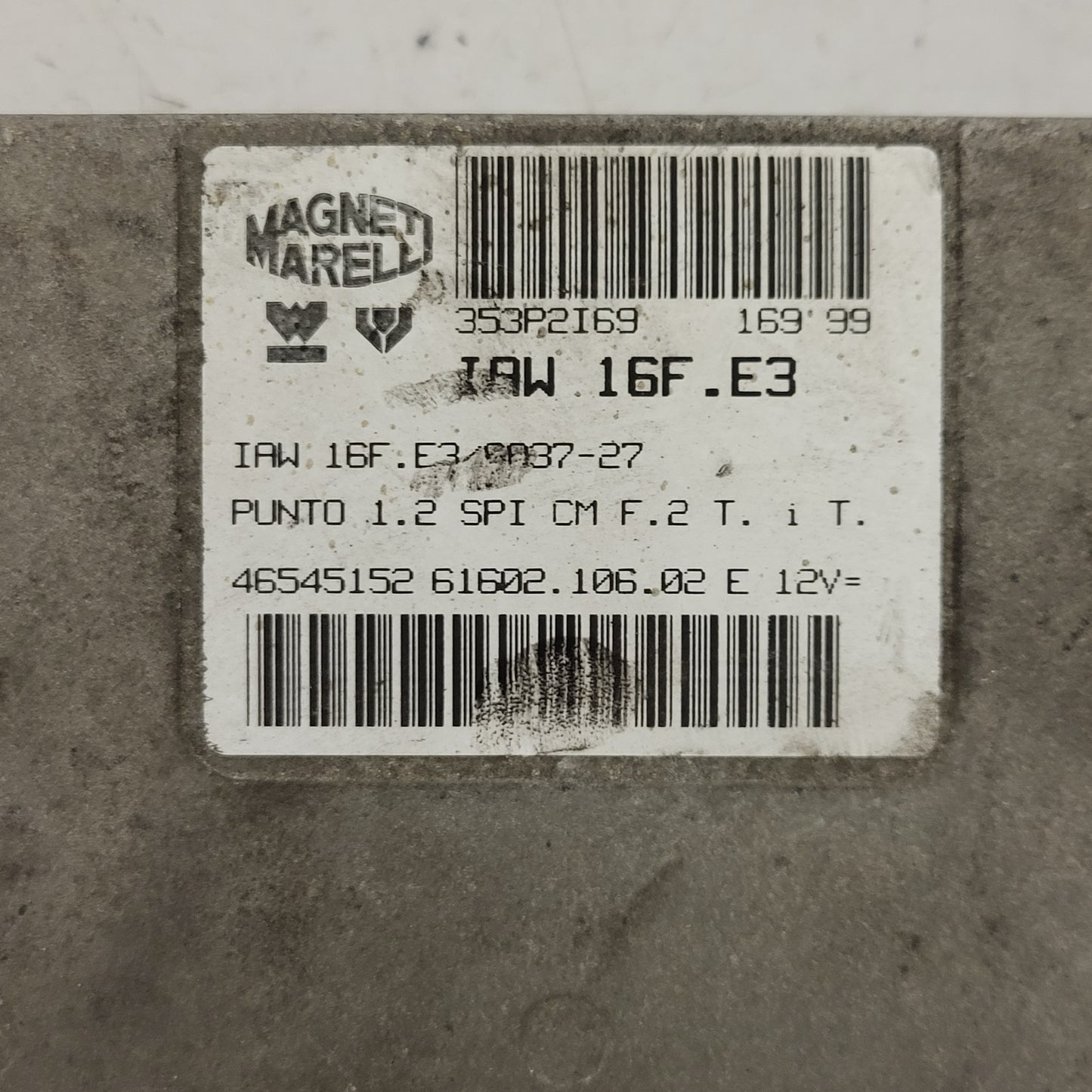 FIAT PUNTO 1.2 ECU / IAW 16F.E3 / 46545152 / 61602.106.02 / MAGNETI MARELLI