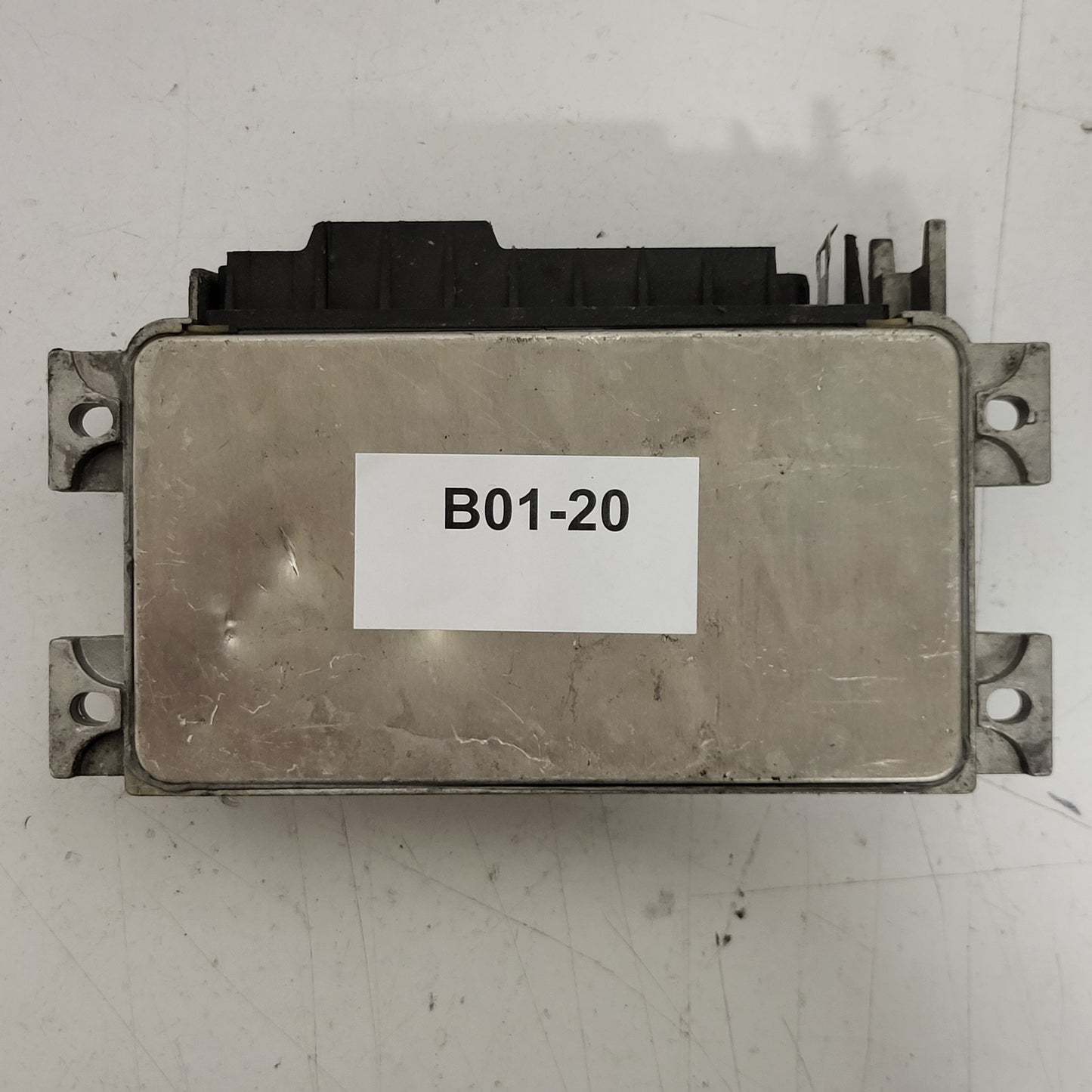 FIAT PUNTO 1.2 ECU / IAW 16F.E3 / 46545152 / 61602.106.02 / MAGNETI MARELLI