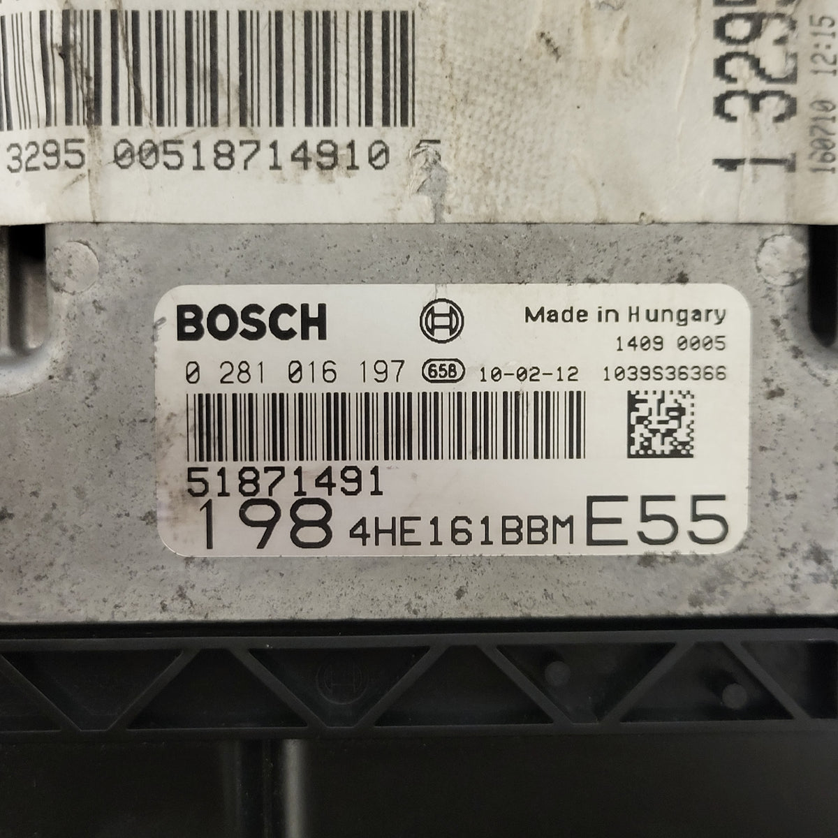 FIAT BRAVO 198 ECU / 0281016197 / 51871491 / BOSCH - B01-21 - 2