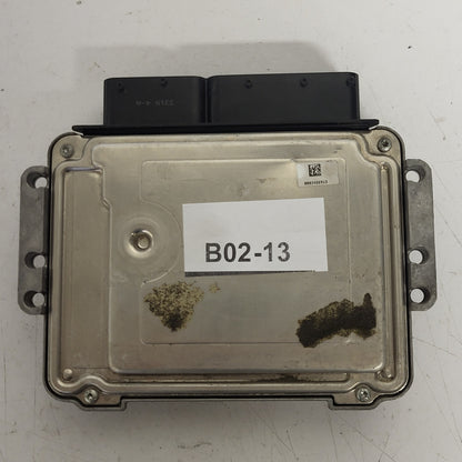 LANCIA DELTA ECU / 0281016235 / 51853777 / 1039S33441 / BOSCH - B02-13 - 3