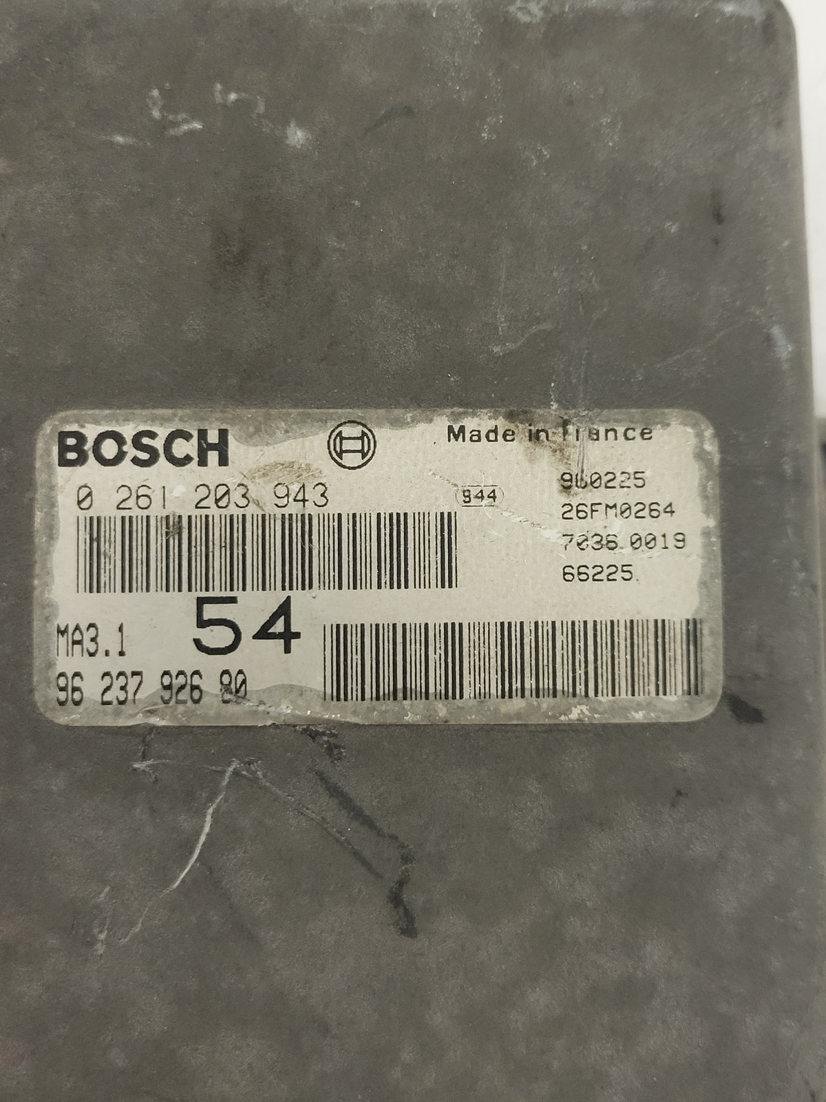 Peugeot 106 Citroen Saxo AX ECU / 0261203943 / 9623792680 / MA3.1 / BOSCH - B02-14 - 2