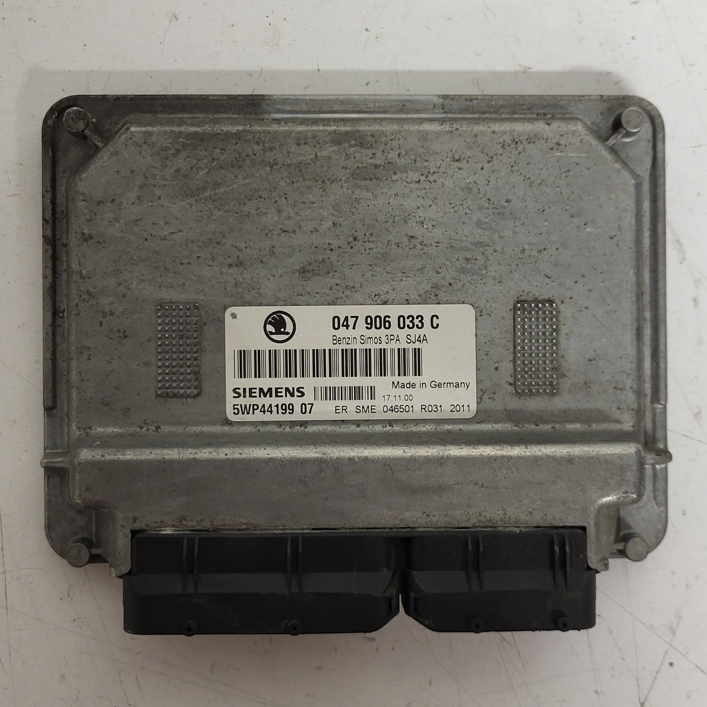 ŠKODA FABIA ECU / 047906033C / 5WP44199 07 / SIMOS 3PA / SIEMENS