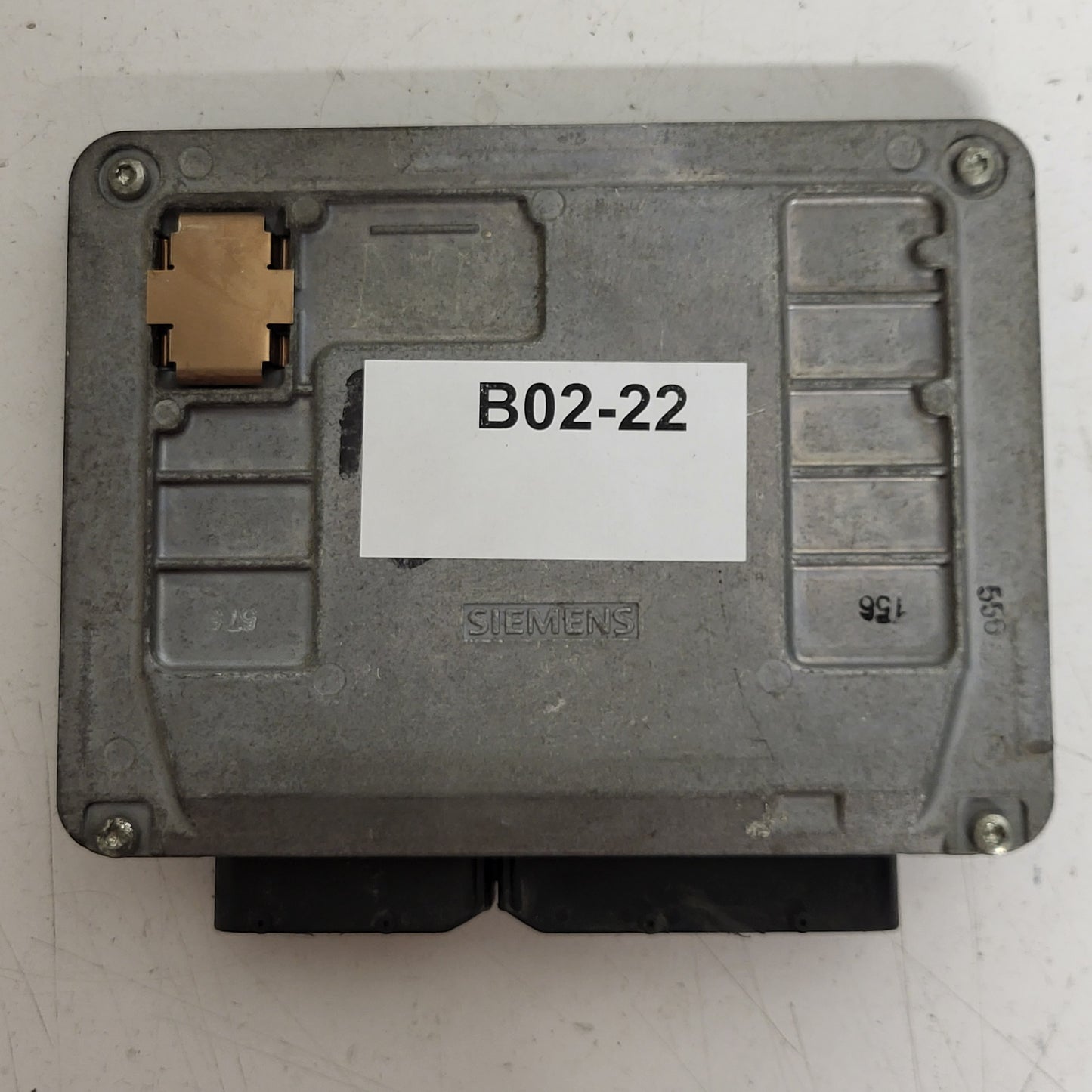 VW POLO SEAT IBIZA ECU / 03E906033R / 5WP44224 02 / 3PG 7002 / 03E906033 SIEMENS