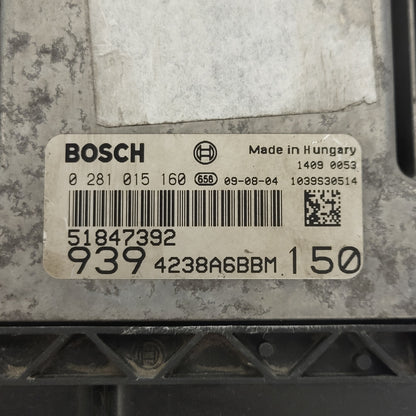 ALFA ROMEO 159 1.9 ECU / 0281015160 / 51847392 / BOSCH - B03-12 - 2