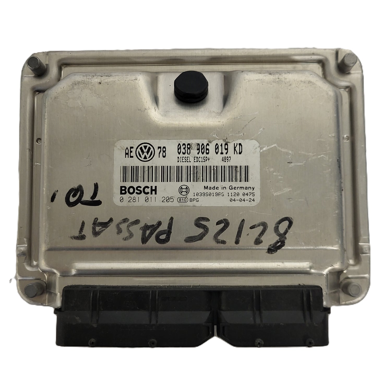 VW PASSAT B5 ECU / 038906019KD / 0281011205 / EDC15P+ / BOSCH