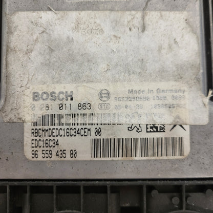 Peugeot Citroen ECU / 0281011863 / 9655943580 / 9653958980 / EDC16C34 / BOSCH