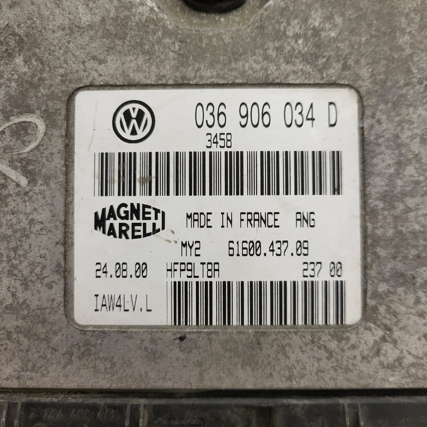 VW POLO ECU / 036906034D / IAW4LV.L / 61600.437.09 / 036906034 MAGNETI MARELLI