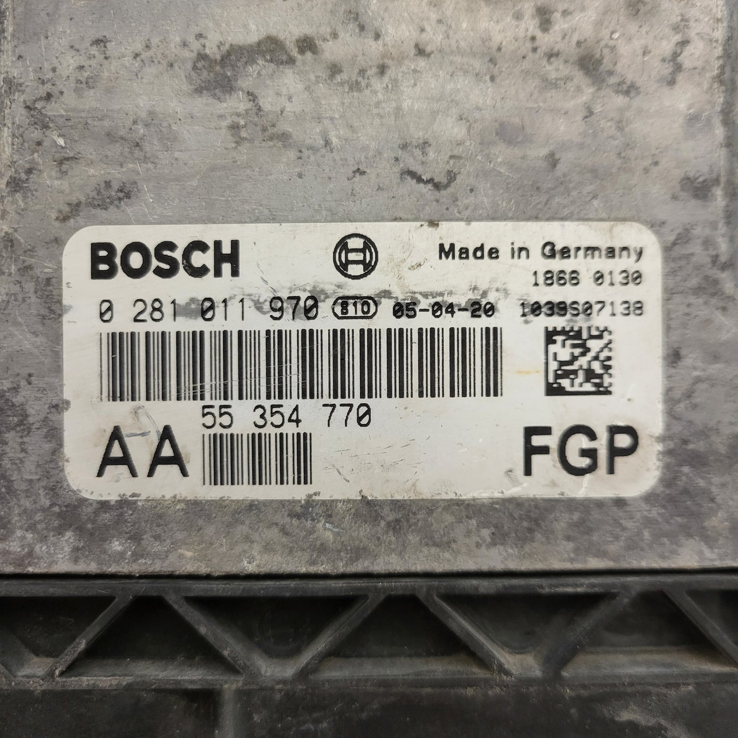 SAAB 93 9-3 OPEL ECU / 0281011970 / 55354770 / AA / BOSCH