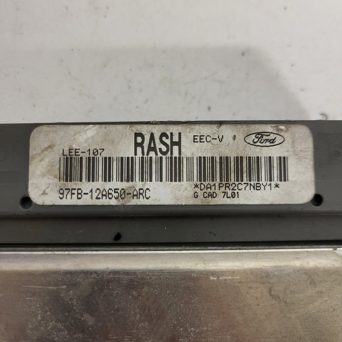FORD FIESTA ECU / 97FB-12A650-ARC / RASH / LEE-107 / EEC-V