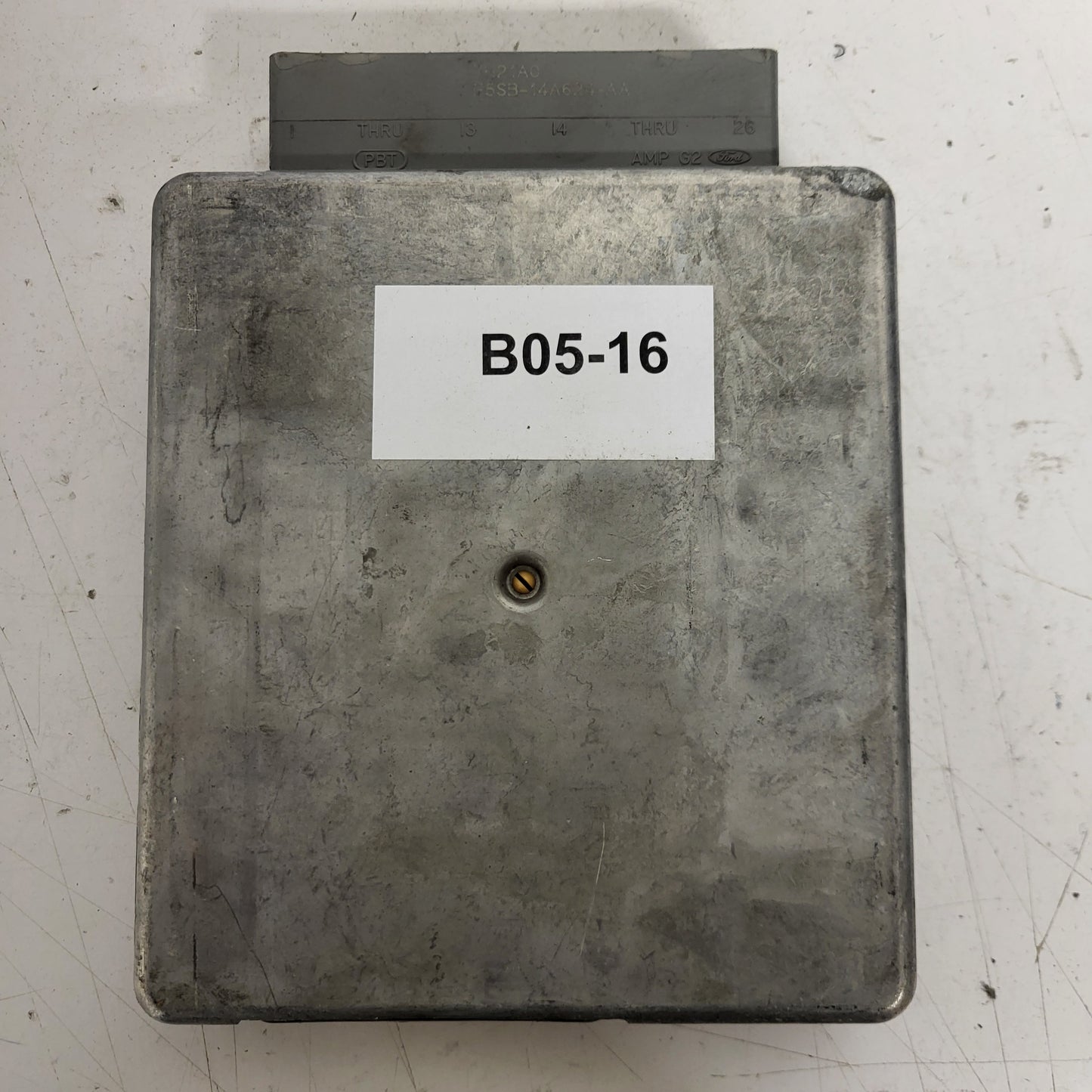 FORD FIESTA ECU / 97FB-12A650-ARC / RASH / LEE-107 / EEC-V