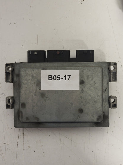 RENAULT ECU / S120201105 / S120201105A / SIM32 / 8200417597 / 8200400246 - B05-17 - 3
