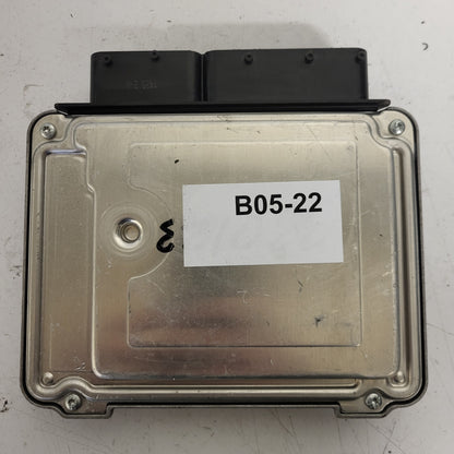 SAAAB 9-5 ECU / 0281012563 / 55562898 / BOSCH
