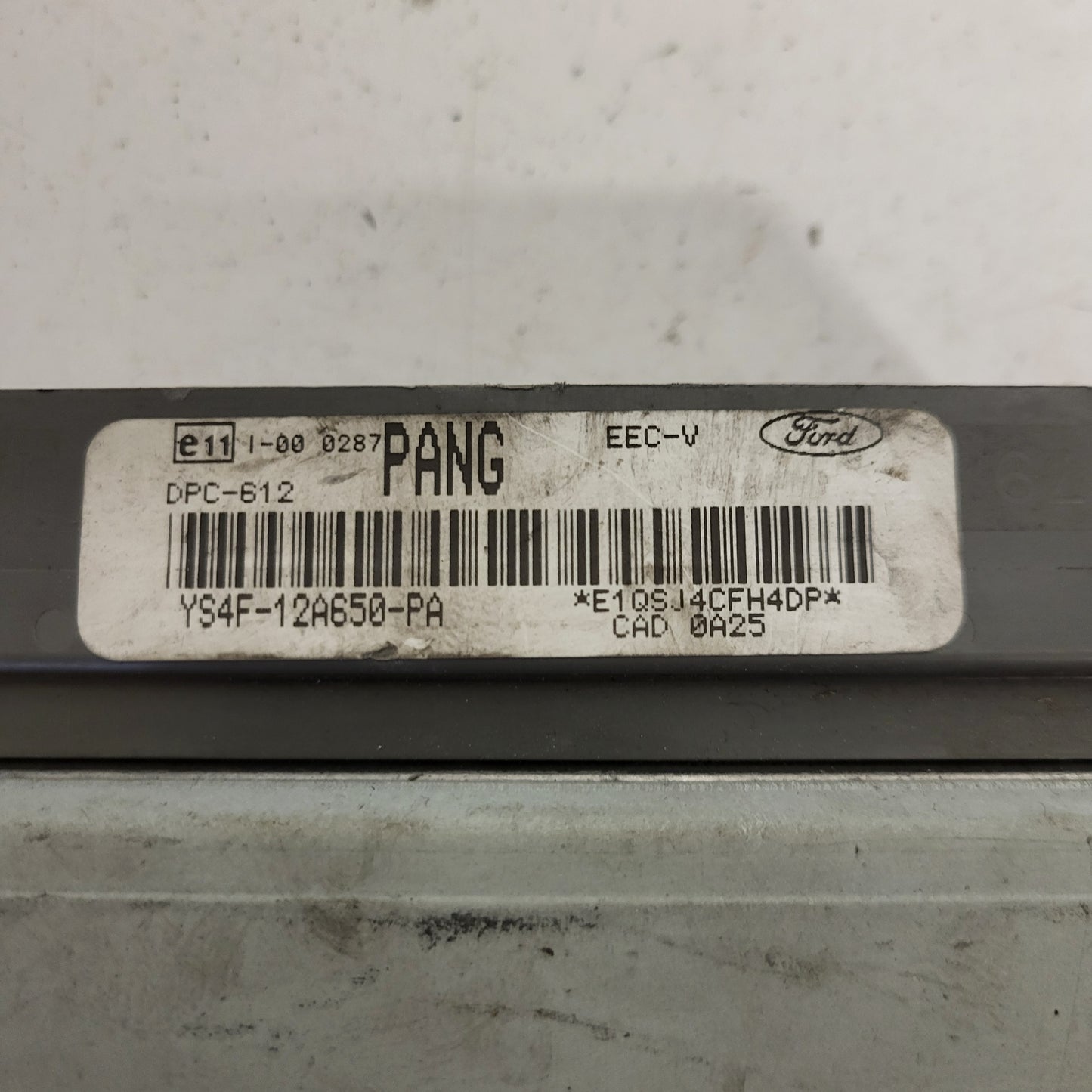 Ford Focus ECU / YS4F-12A650-PA / PANG / DPC-612 / EEC-V