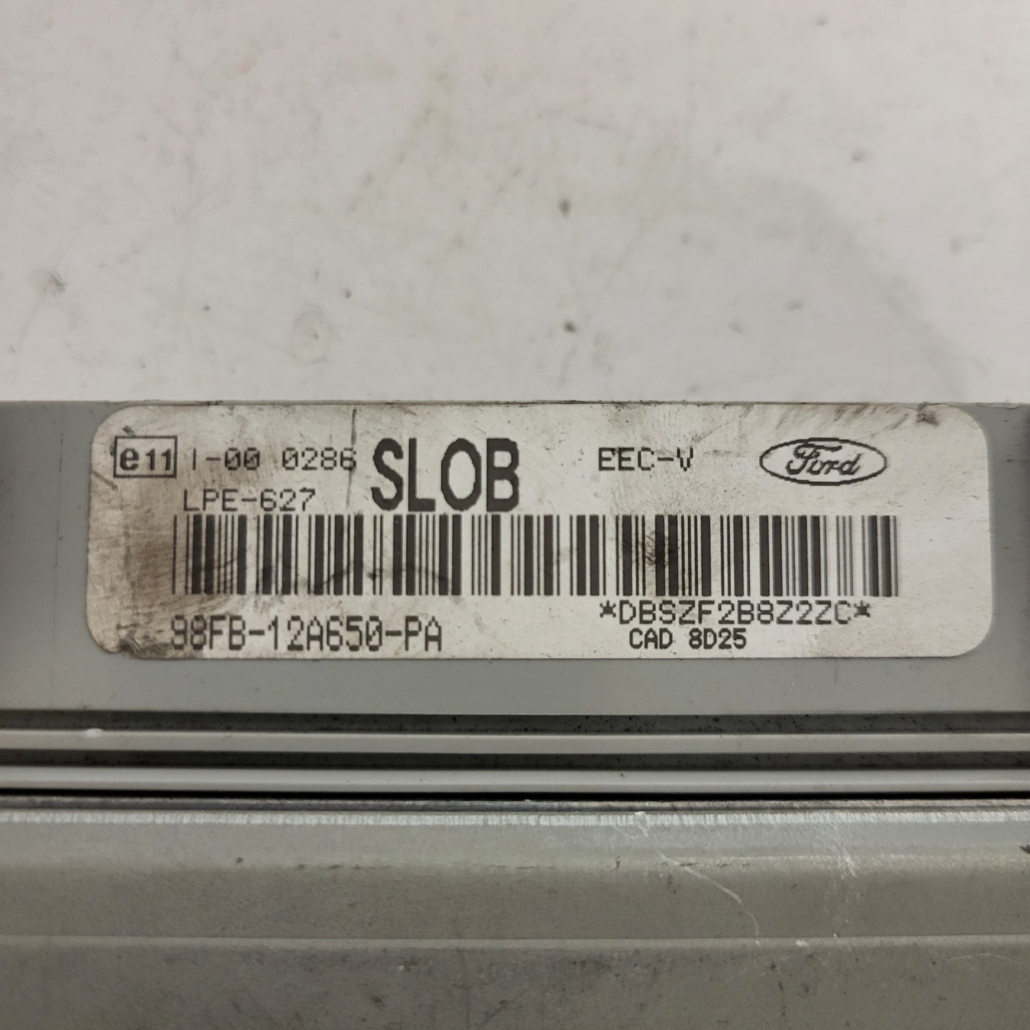 Ford ECU / 98FB-12A650-PA / LPE-627 / SLOB / 98FB12A650PA / EEC-V