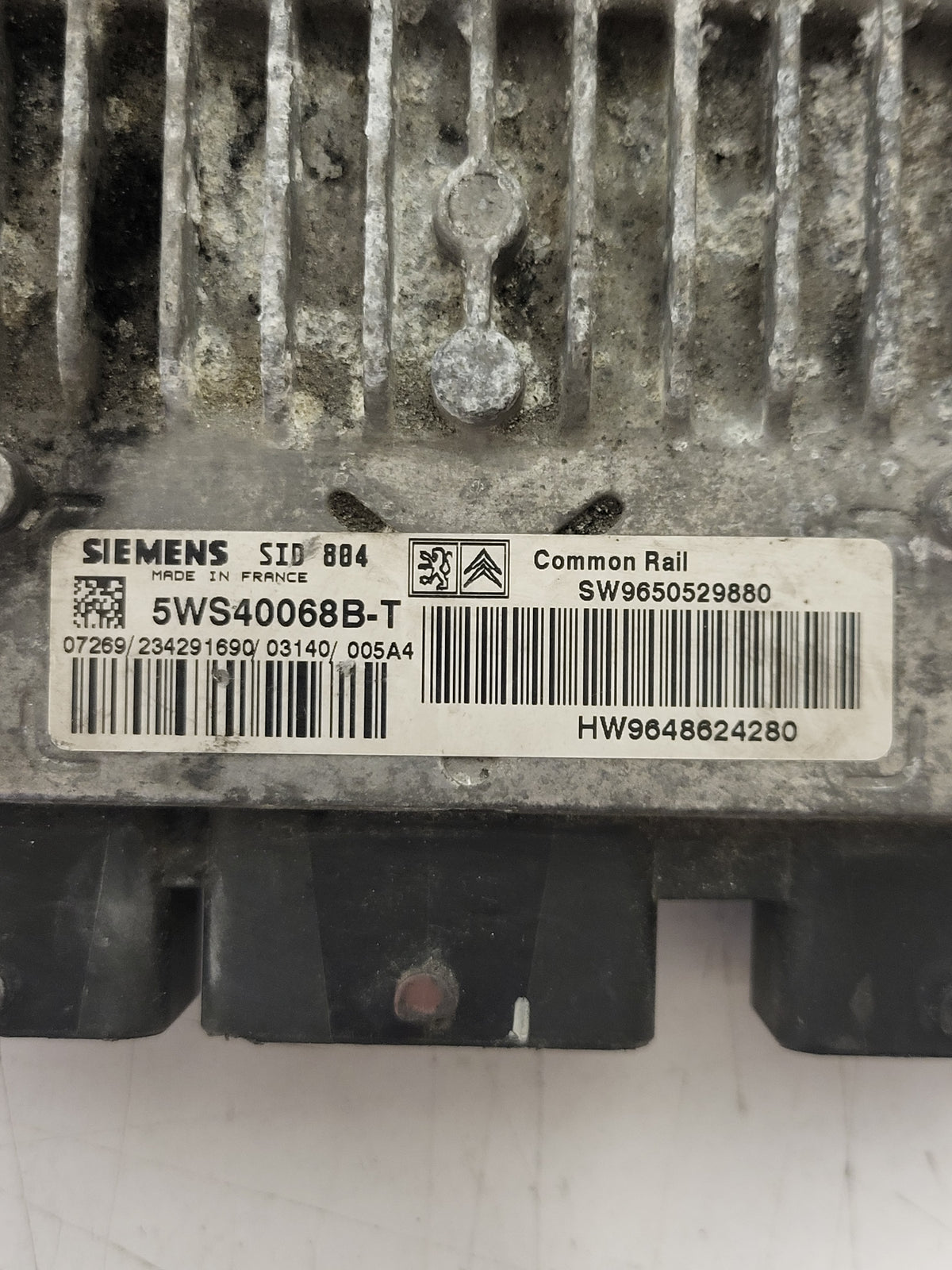 CITROEN C3 ECU / 5WS40068B-T / SW9650529880 / HW9648624280 / SID804 SIEMENS - B08-05 - 2
