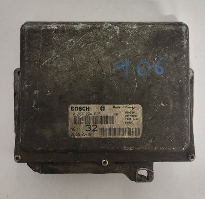 PEUGEOT CITROEN 106 SAXO ECU / 0261204625 / 9630278480 / MA3.1 / BOSCH