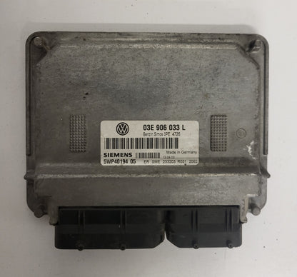 VW POLO ECU / 03E906033L / 5WP40194 05 / SIMOS 3PE / BOSCH