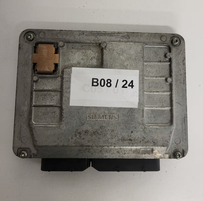 VW POLO ECU / 03E906033L / 5WP40194 05 / SIMOS 3PE / BOSCH