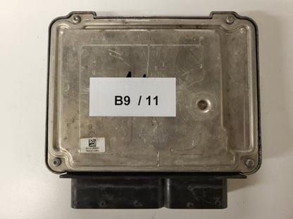 OPEL VECTRA C SIGNUM ECU / 0281013409 / 55205632 / ES / BOSCH