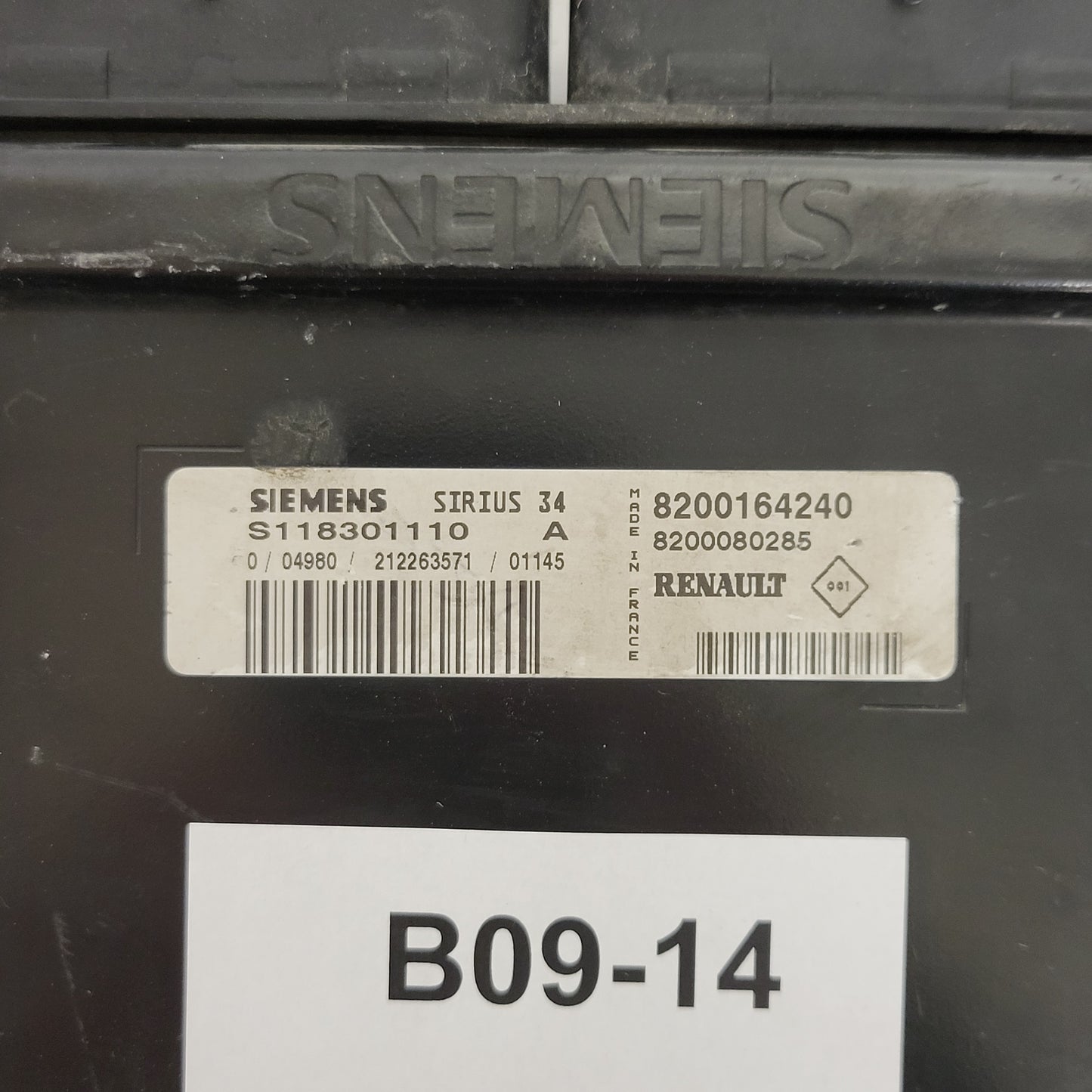 RENAULT CLIO ECU / S118301110A / S118301110/ 8200164240 / 8200080285 / SIRIUS 34