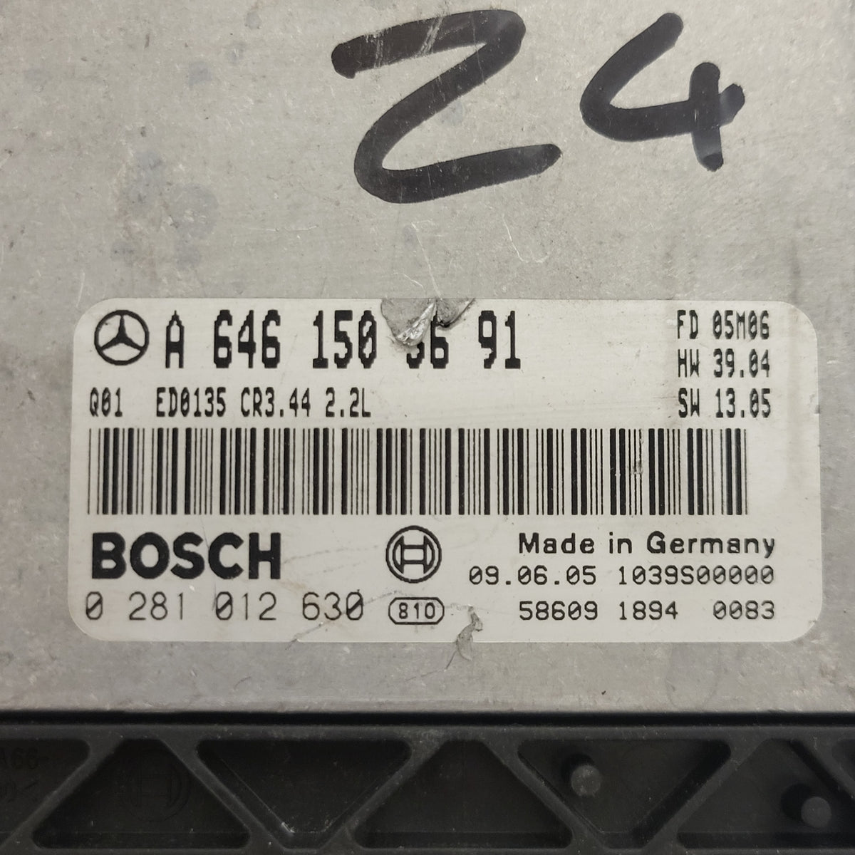 MERCEDES C W203 2.2  ECU / A6461505691 / 0281012630 / ED0135 CR3.44 / BOSCH - B09-15 - 2