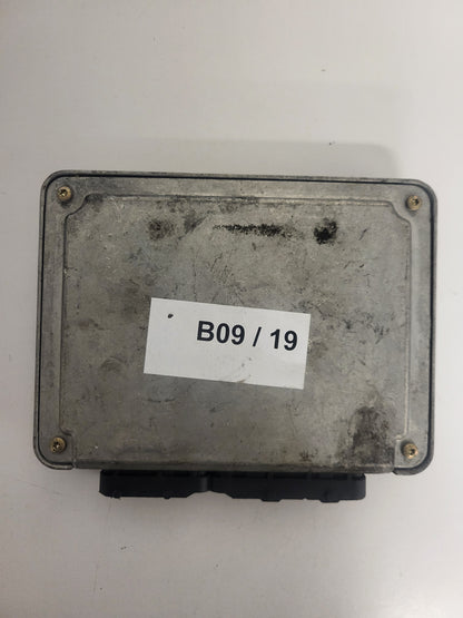 OPEL ASTRA G ECU / 0281001971 / 09180353 / DX / BOSCH