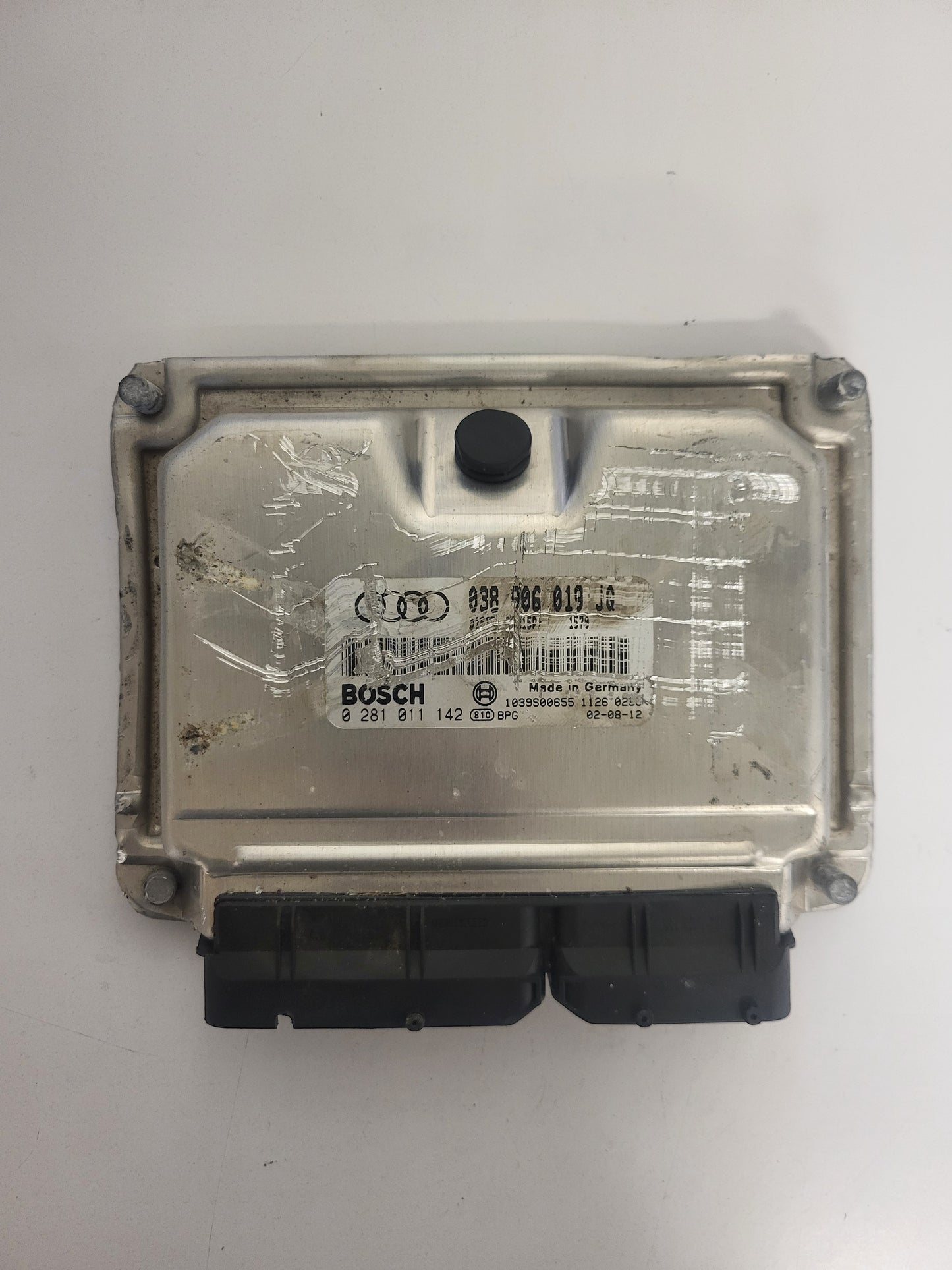 AUDI A4 ECU / 038906019JQ / 0281011142 / EDC15P+ / BOSCH
